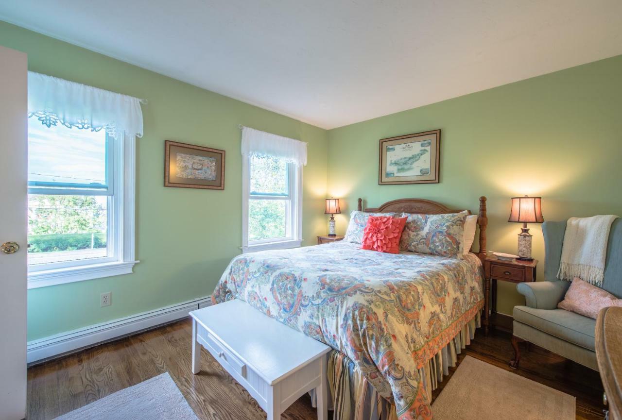 Above The Bay At Thornton Adams House Bed and Breakfast Plymouth Exterior foto